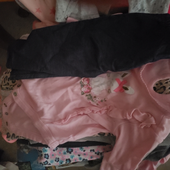 Baby girl clothing bundle newborn to 12 month. Includes bibs, hats, and socks - Picture 5 of 15